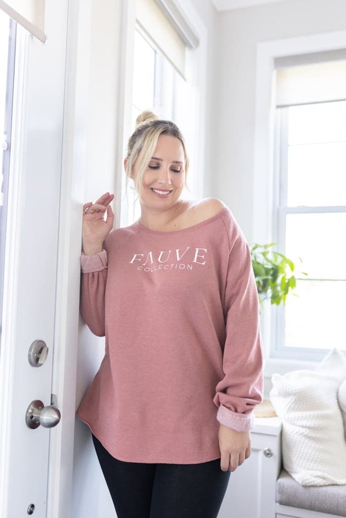 Sweat Oversize Rose Tendre À Épaule Dénudée | Sweat | PrettyLittleThing FR