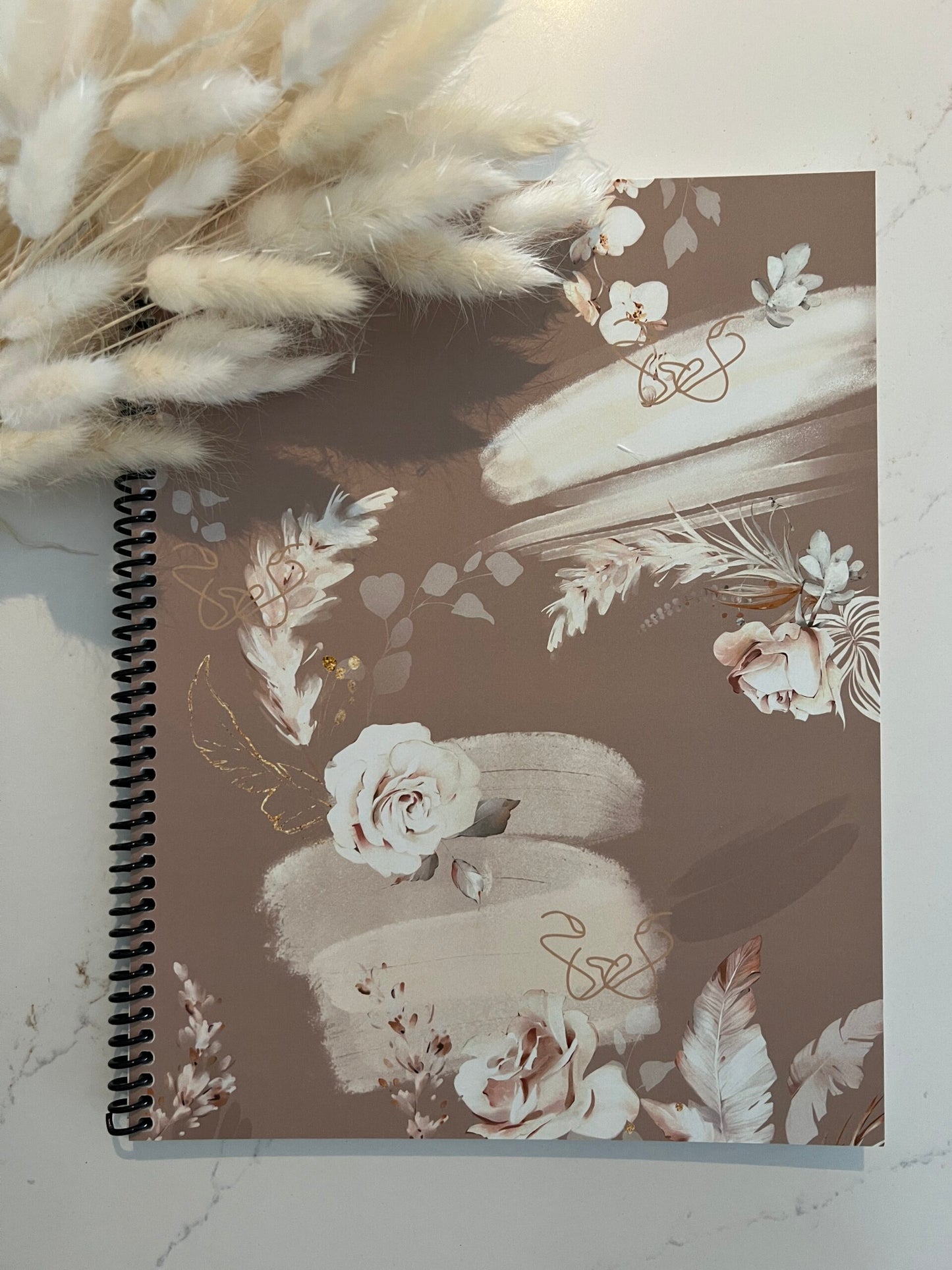 Carnet fleurs blanches et fauve 8.5 X 11